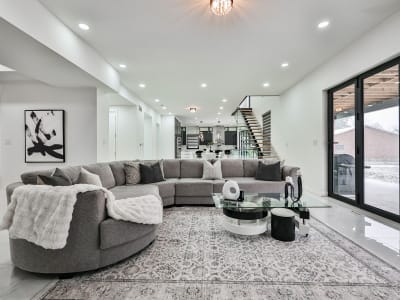 Luxury estate at 4511 Guelph Line, Burlington, ON — photo 11