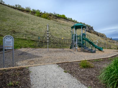 Luxury estate at 429 Morningview Drive, North Okanagan, BC — photo 25