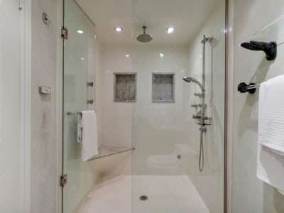 Luxury estate at 262 Mary St, Oakville, ON — photo 32