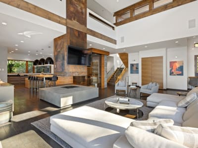 Luxury estate at 4896 Lakeshore Road, Kelowna, BC — photo 11