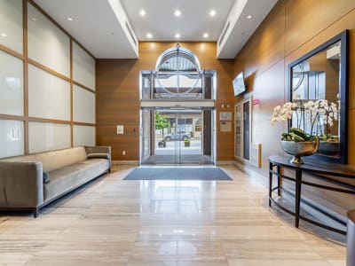 Luxury estate at 15152 Russell Avenue, White Rock, BC — photo 15