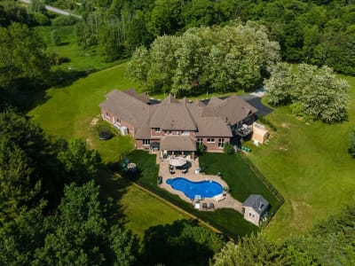 Luxury estate at 814 Binkley Road, Hamilton, ON — photo 15