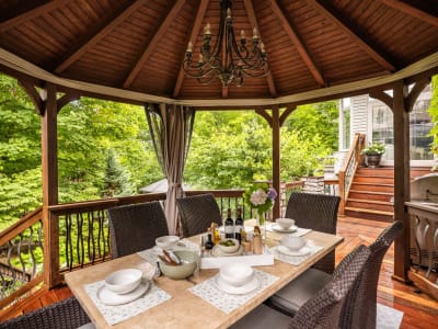 Luxury estate at 53 Av. du Bel-Horizon, Sainte-Julie, QC — photo 6