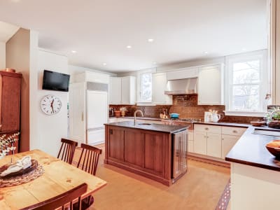 Luxury estate at 5 Undercliffe Avenue, Hamilton, ON — photo 12