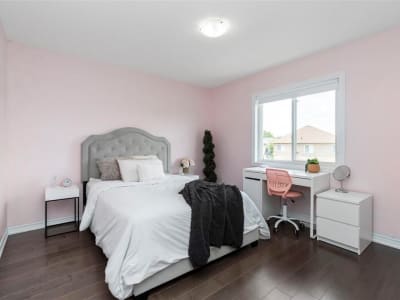 Luxury estate at 8 Pavel Place, Hamilton, ON — photo 18