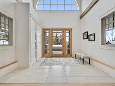 Luxury estate at 84 Eagle Butte Ranch, Calgary — photo 2