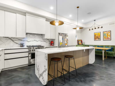 Luxury estate at 1129 Maggie Street Southeast, Calgary, AB — photo 5