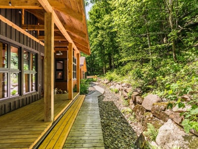 Luxury estate at 10 Rue du Mont-Aki, Bromont — photo 16
