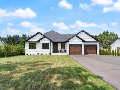 Luxury estate at 1463 Norfolk County Road 21, Delhi, ON — photo 10