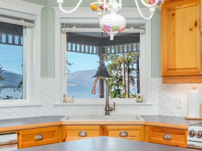 Luxury estate at 9725 Cameron Road, Vernon, BC — photo 12