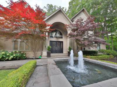 Luxury estate at 5047 Lakeshore Road, Burlington, ON — photo 3