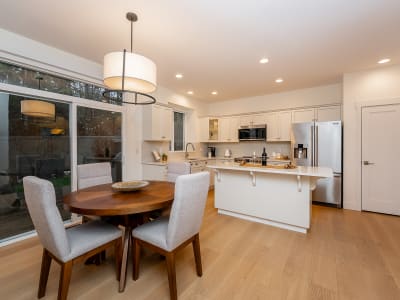 Luxury estate at 39 Holly Drive, Port Moody, BC — photo 11