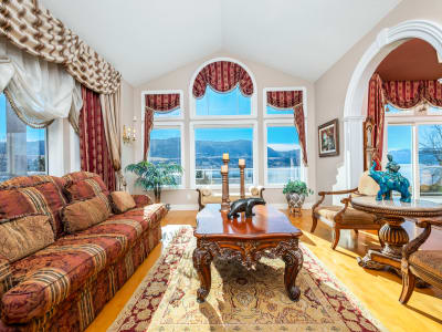 Luxury estate at 7504 Kennedy Lane, Vernon, BC — photo 7