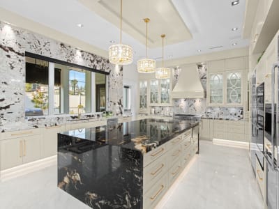 Luxury estate at 13083 57 Avenue, Surrey, BC — photo 14