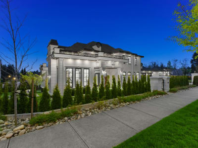 Luxury estate at 14433 28th Avenue, Surrey, BC — photo 10