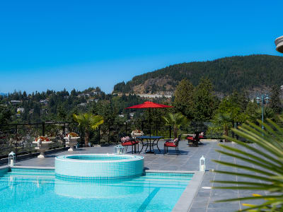 Luxury estate at West Vancouver — photo 29