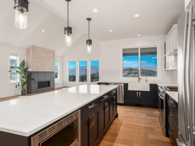 Luxury estate at 225 Dominion Way, Vernon, BC — photo 8