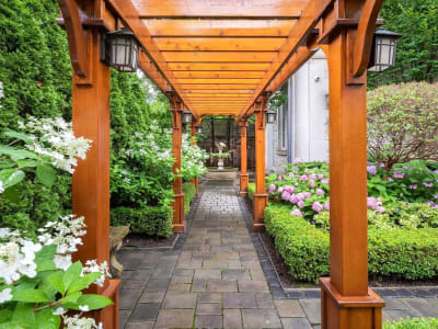 Luxury estate at 2 Montclair Avenue, Toronto — photo 11