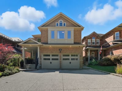 Luxury estate at 47 Livingstone Drive, Hamilton, ON — photo 1