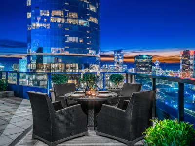 Luxury estate at PH 3000 1050 Burrard Street, Vancouver — photo 3