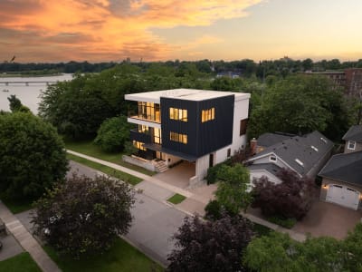 Luxury estate at 5 Michigan Avenue, St. Catharines, ON — photo 5