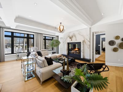 Luxury estate at 3205 Highpoint Court, Burlington, ON — photo 8