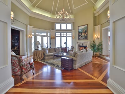 Luxury estate at 872 Whittier Crescent, Mississauga, ON — photo 13