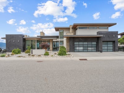 Luxury estate at 449 Swan Drive, Kelowna, BC — photo 4
