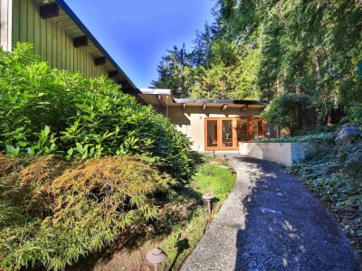 Luxury estate at 170 Highview Place, Lions Bay, BC — photo 27