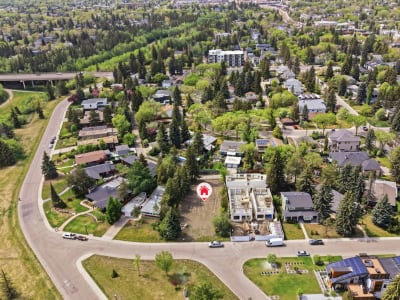 Luxury estate at 13838 Ravine Drive Northwest, Edmonton, AB — photo 9
