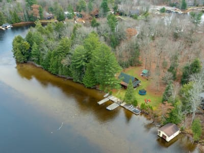 Luxury estate at 30 McVittie Island, Bracebridge, ON — photo 2
