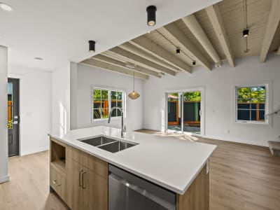 Luxury estate at 1-2957 Conlin Court, Kelowna, BC — photo 1