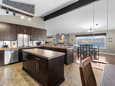 Luxury estate at 1084 Westside Road South, West Kelowna, BC — photo 4