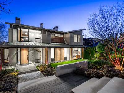 Luxury estate at 13386 Marine Drive, Surrey, BC — photo 9