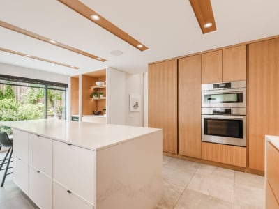 Luxury estate at 2021 Rue des Saules, St-Bruno-de-Montarville, QC — photo 4