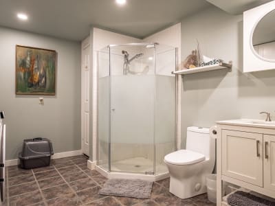 Luxury estate at 176 Weirs Lane, Hamilton, ON — photo 32