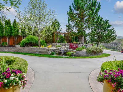Luxury estate at 1849 Canyon Falls Court, Kelowna — photo 26
