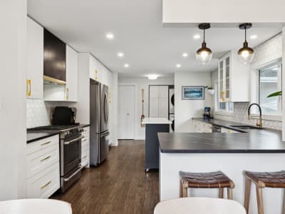 Luxury estate at 13615 Buena Vista Road Northwest, Edmonton, AB — photo 15