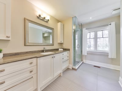 Luxury estate at 80 Oakes Drive, Mississauga, ON — photo 22