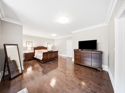 Luxury estate at 1098 Lakeshore Road West, Oakville, ON — photo 18