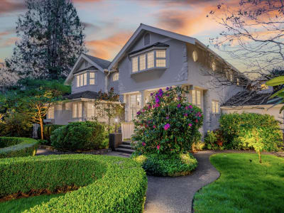 Luxury estate at West Vancouver, BC, BC — photo 1