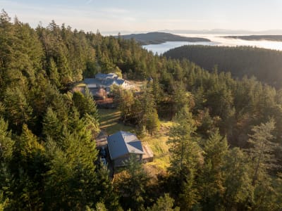 Luxury estate at 10339 Sunshine Coast Highway, Halfmoon Bay, BC — photo 7