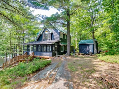 Luxury estate at 1384 Browning Island, Bracebridge, ON — photo 1