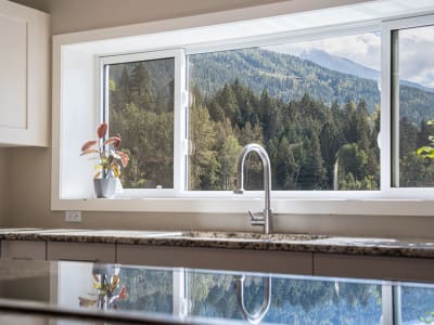 Luxury estate at 2626 Airport Way, Revelstoke, BC — photo 8