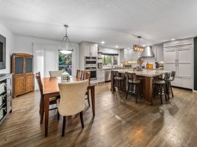 Luxury estate at 5011 Viceroy Drive Northwest, Calgary, AB — photo 9