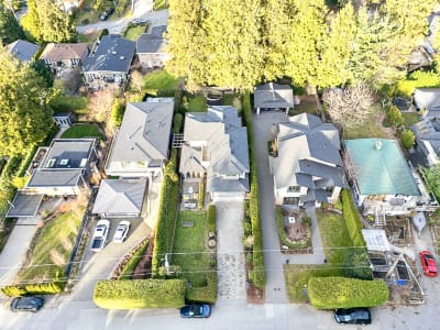 Luxury estate at West Vancouver, BC — photo 9