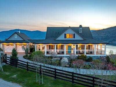 Luxury estate at 8000 Bench Row Road, Vernon, BC — photo 1