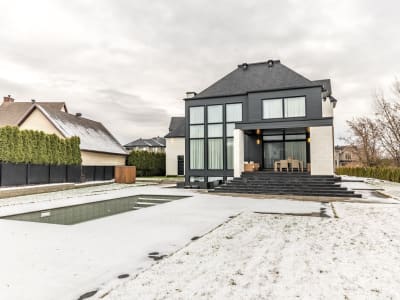 Luxury estate at 1477 Rue Bernard-Boucher, Carignan — photo 16