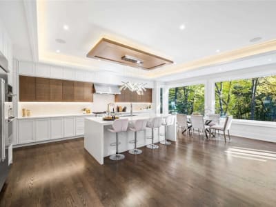 Luxury estate at 93 Tamworth Road, Toronto — photo 6