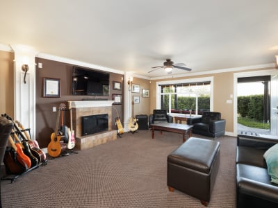 Luxury estate at 586 - 588 North Fletcher Road, Gibsons, BC — photo 11